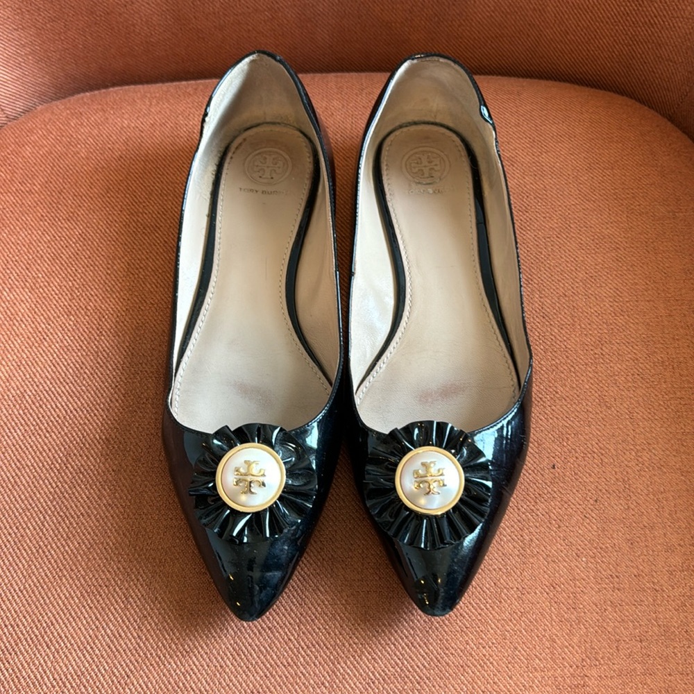 Tory Burch Black Patent Leather Melody Pearl Ballet Flats, Size 9.5